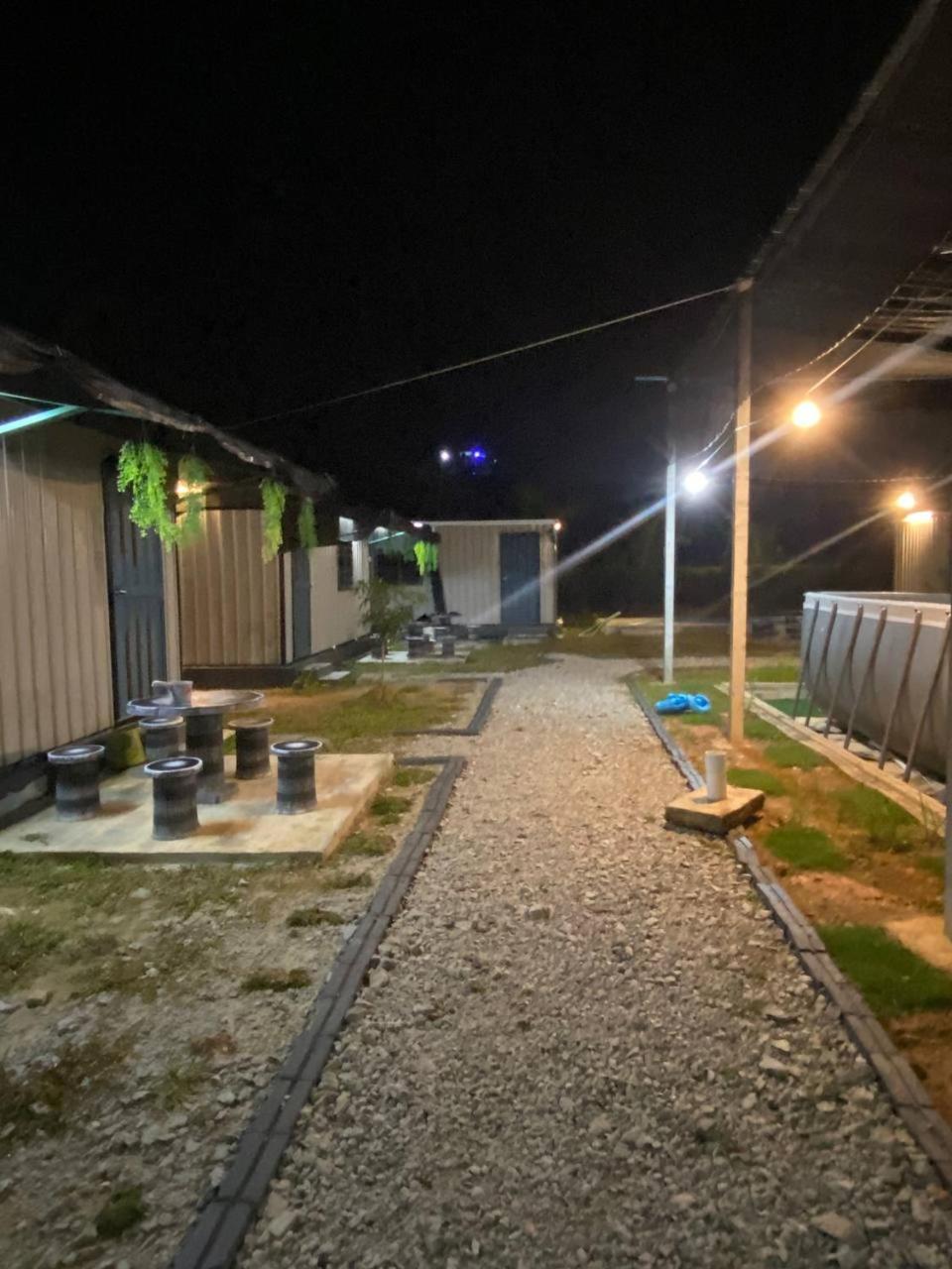 Yn Cabin Tanjung Karang Kültér fotó