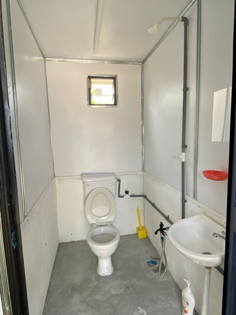 Yn Cabin Tanjung Karang Kültér fotó